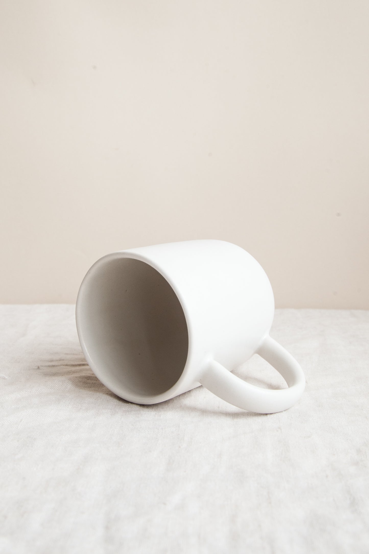 Tall Mug / Snow
