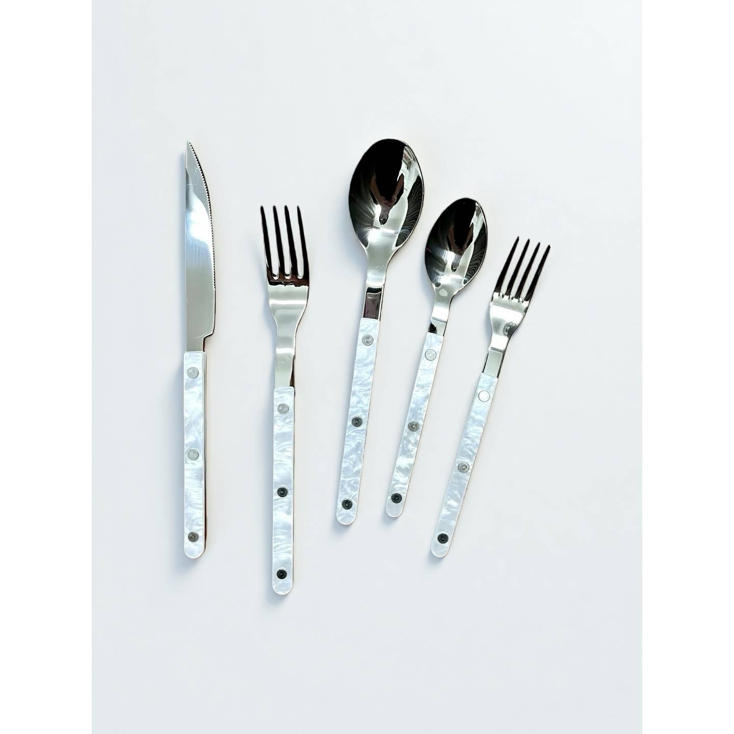 Flatware Set / Drifting Cloud