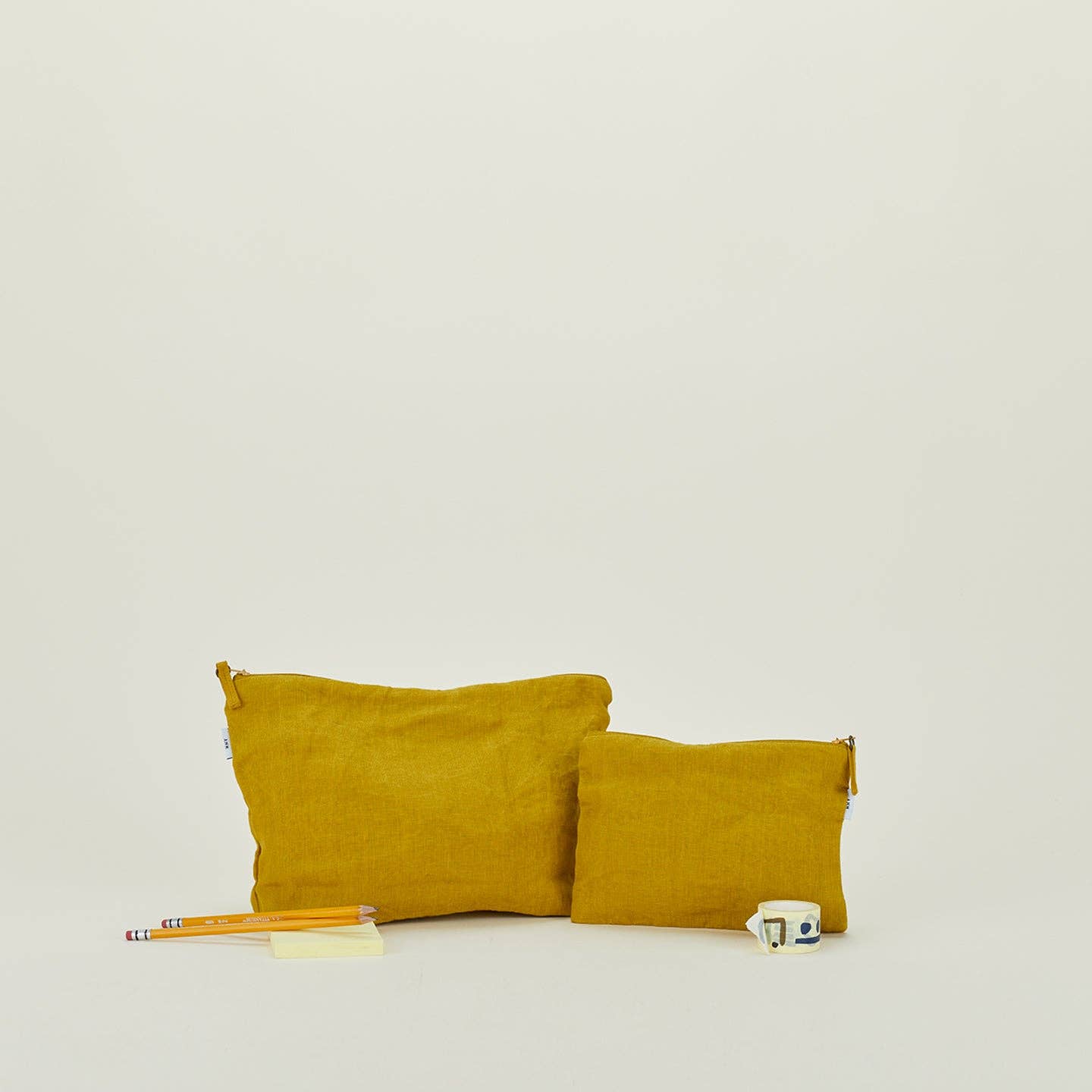 Linen Zipper Pouch / Mustard