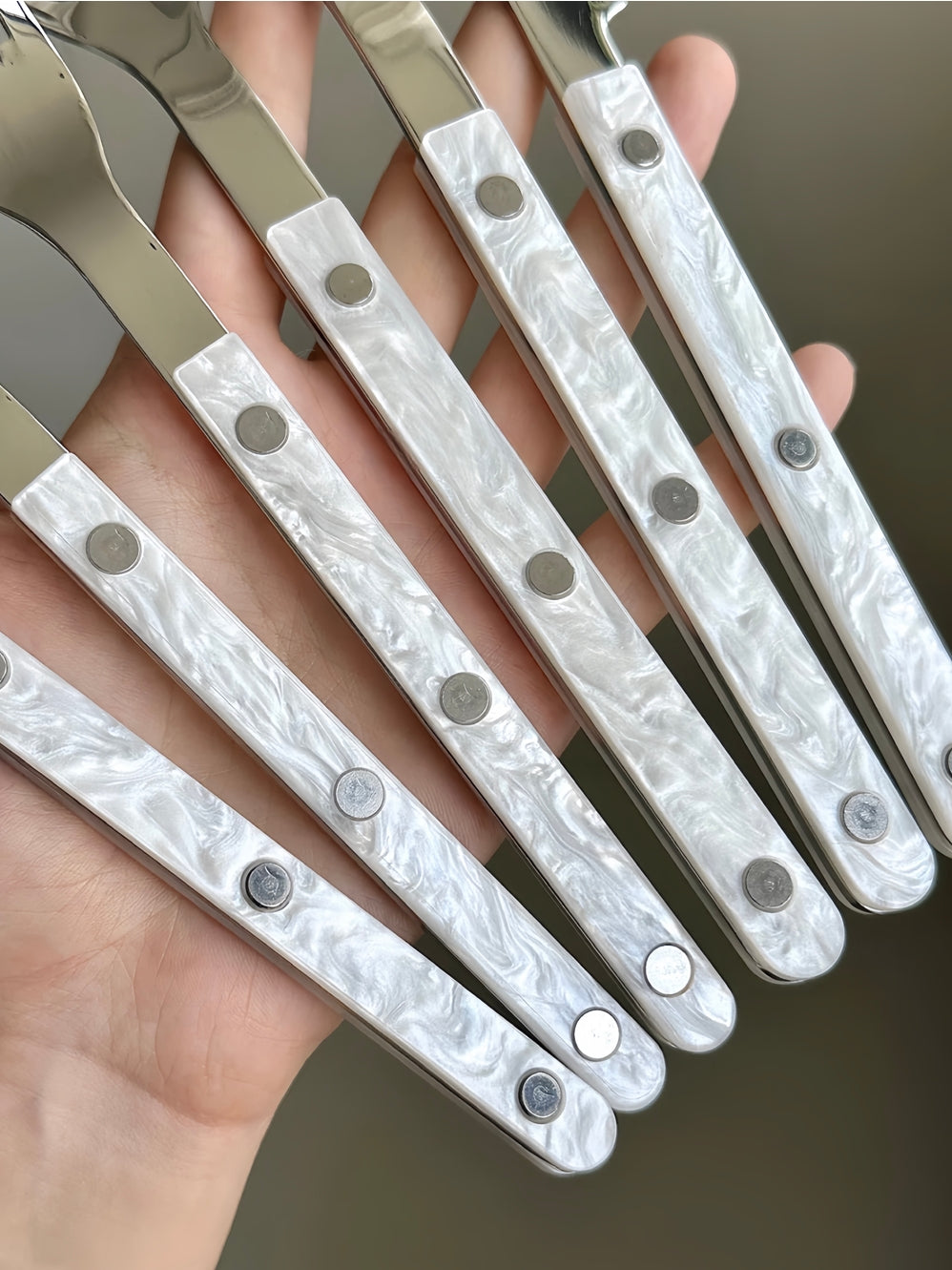 Flatware Set / Drifting Cloud