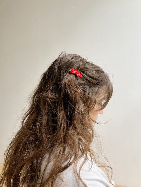 Load image into Gallery viewer, Tiny Chili Pepper Hair Clip
