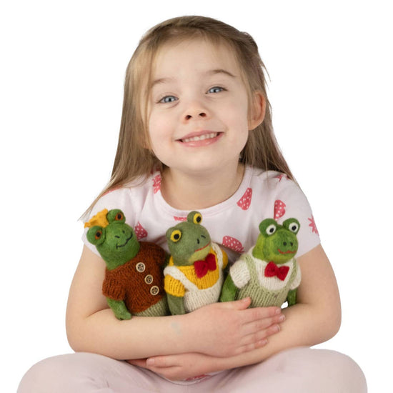 Felted Frog Toys