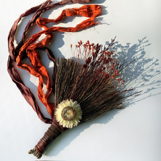 Cinnamon & Clove Besom Broom