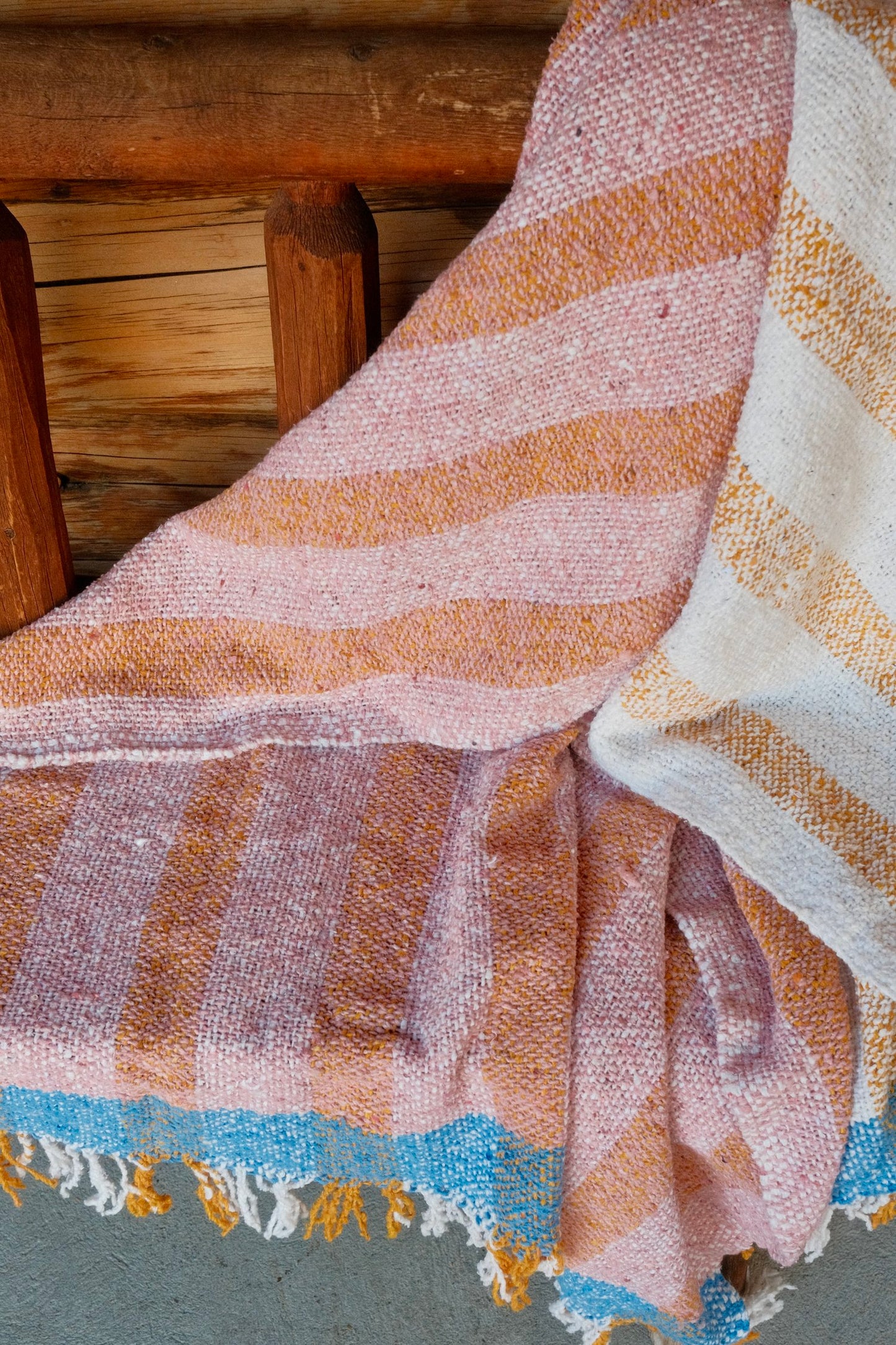 Suave Miel - Woven Blanket