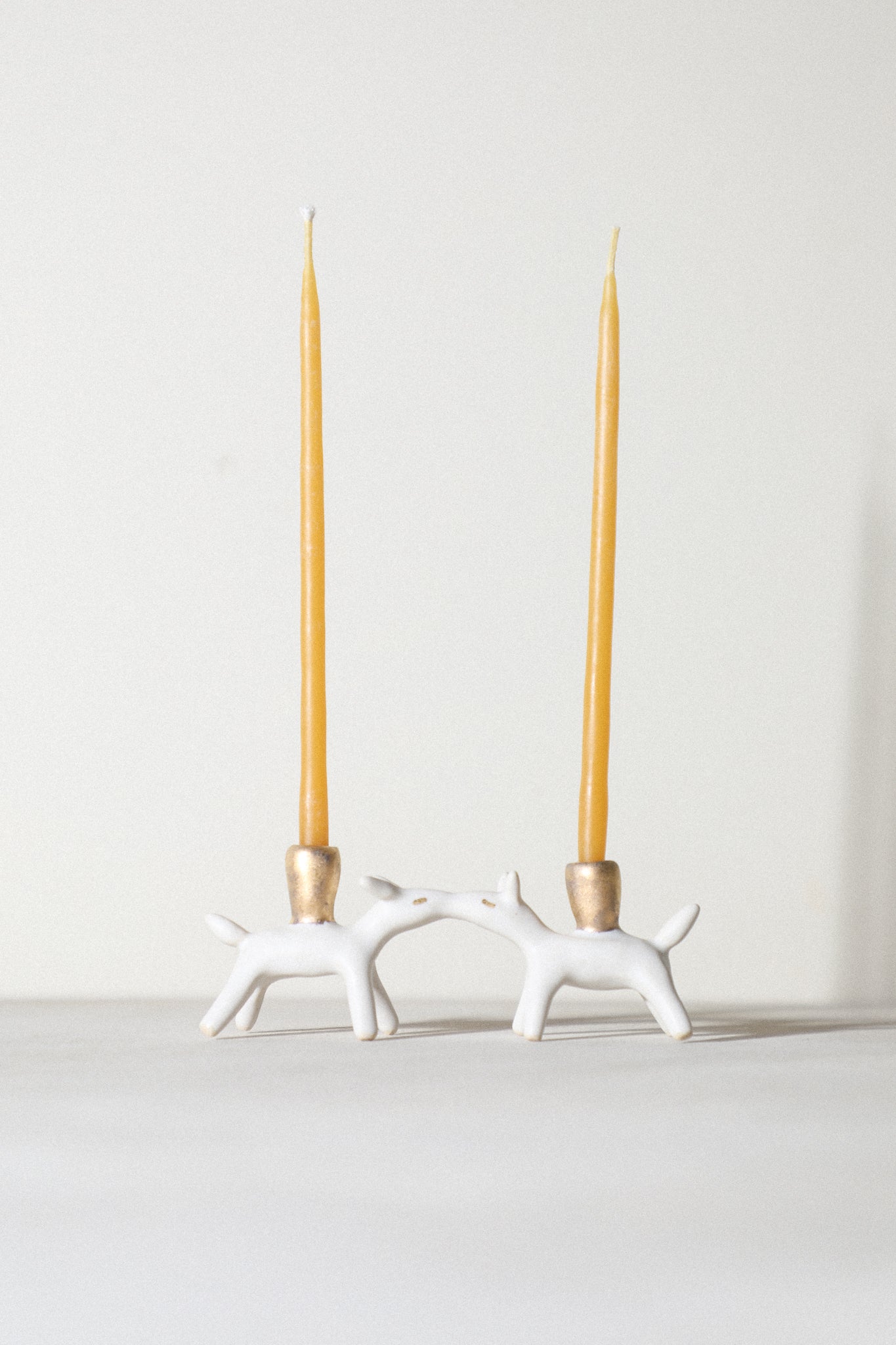 Oak & Flax - Kissing Critters Candle Holder