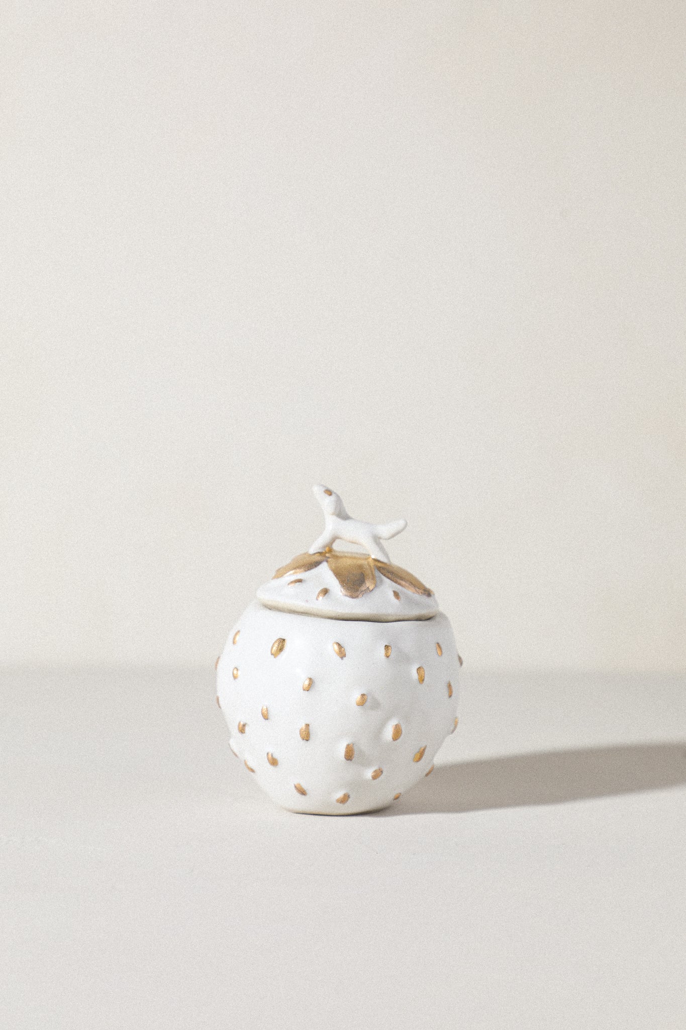 Baru - Strawberry Critter Trinket Box