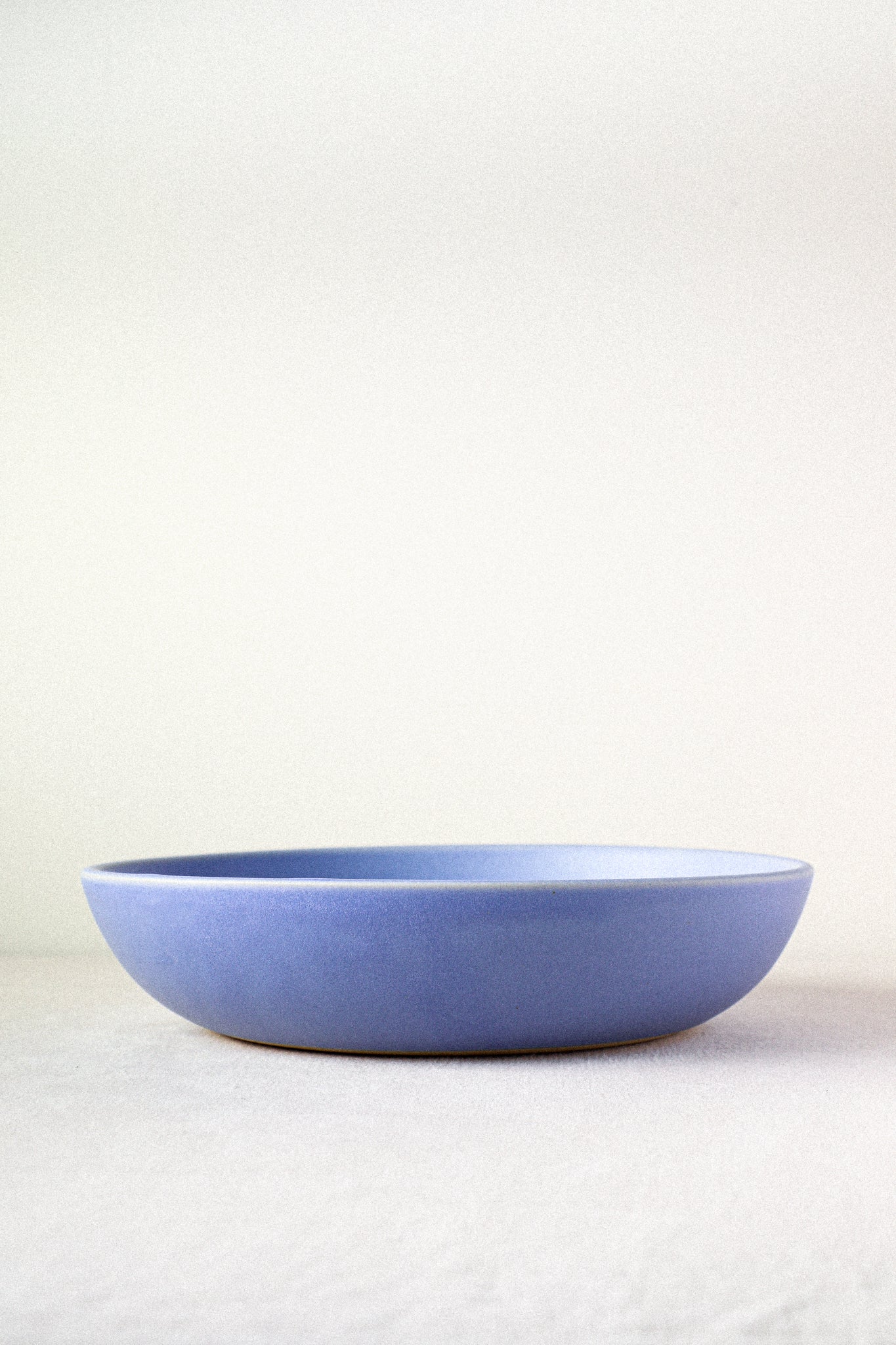 Load image into Gallery viewer, Everyday Bowl / Forget Me Not
