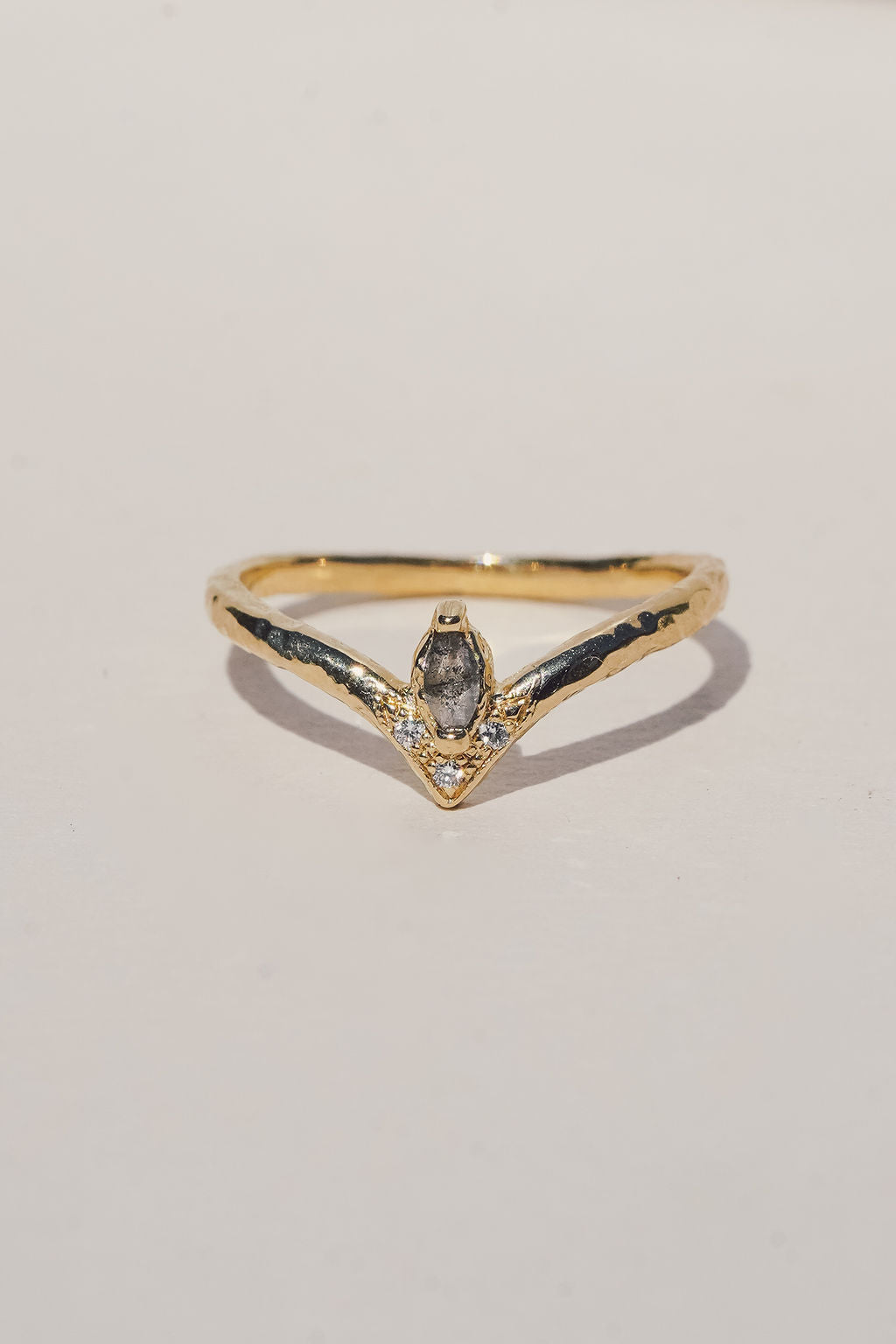 Load image into Gallery viewer, Rose Cut Salt and Pepper Diamond Ring
