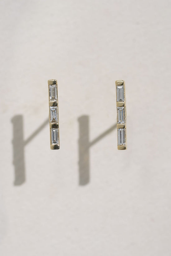 Load image into Gallery viewer, Natural Diamond Bar Studs

