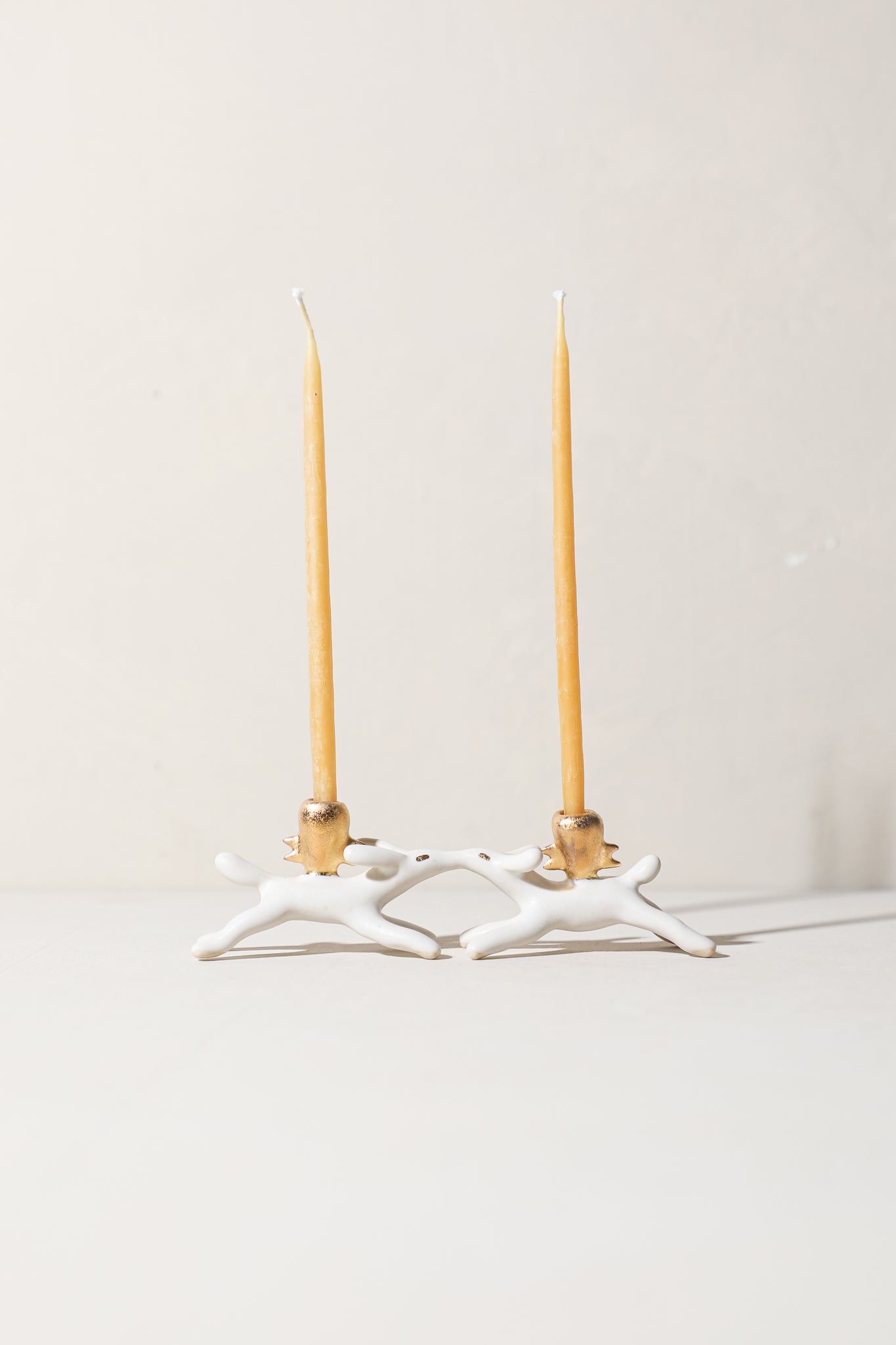 Darla & Duster - Kissing Critters Candle Holder