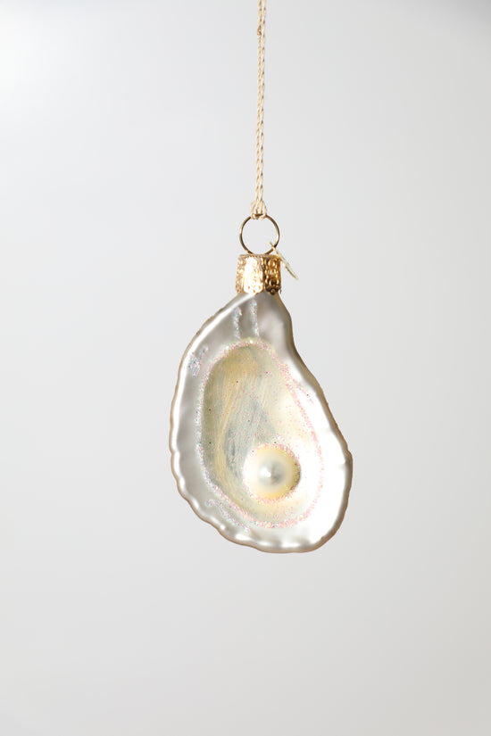Oyster with Pearl Ornament