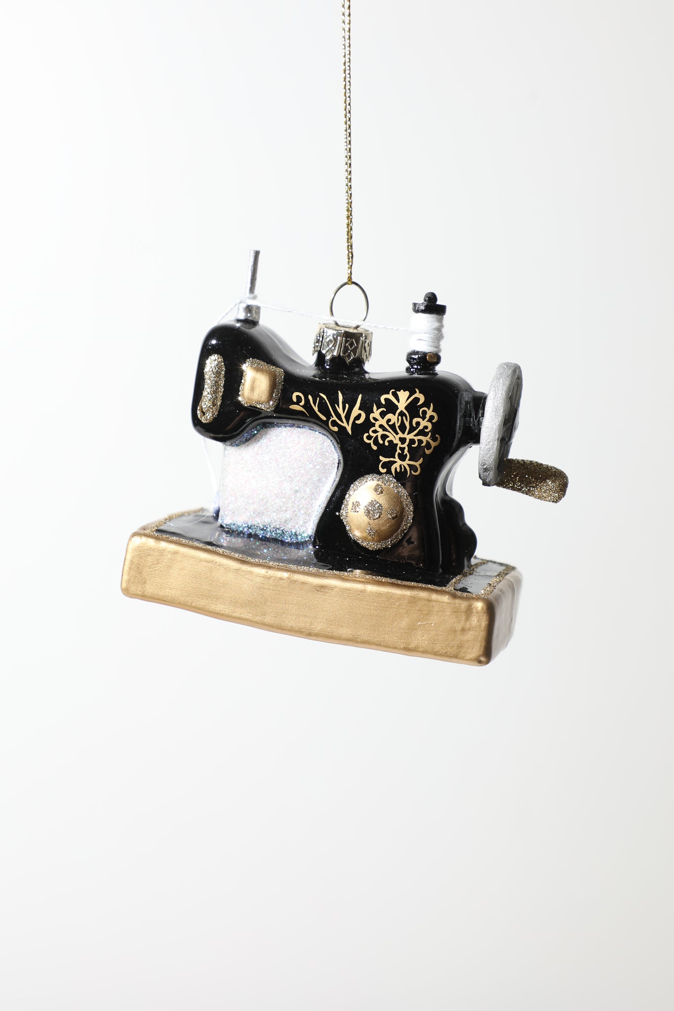 Retro Sewing Machine Ornament