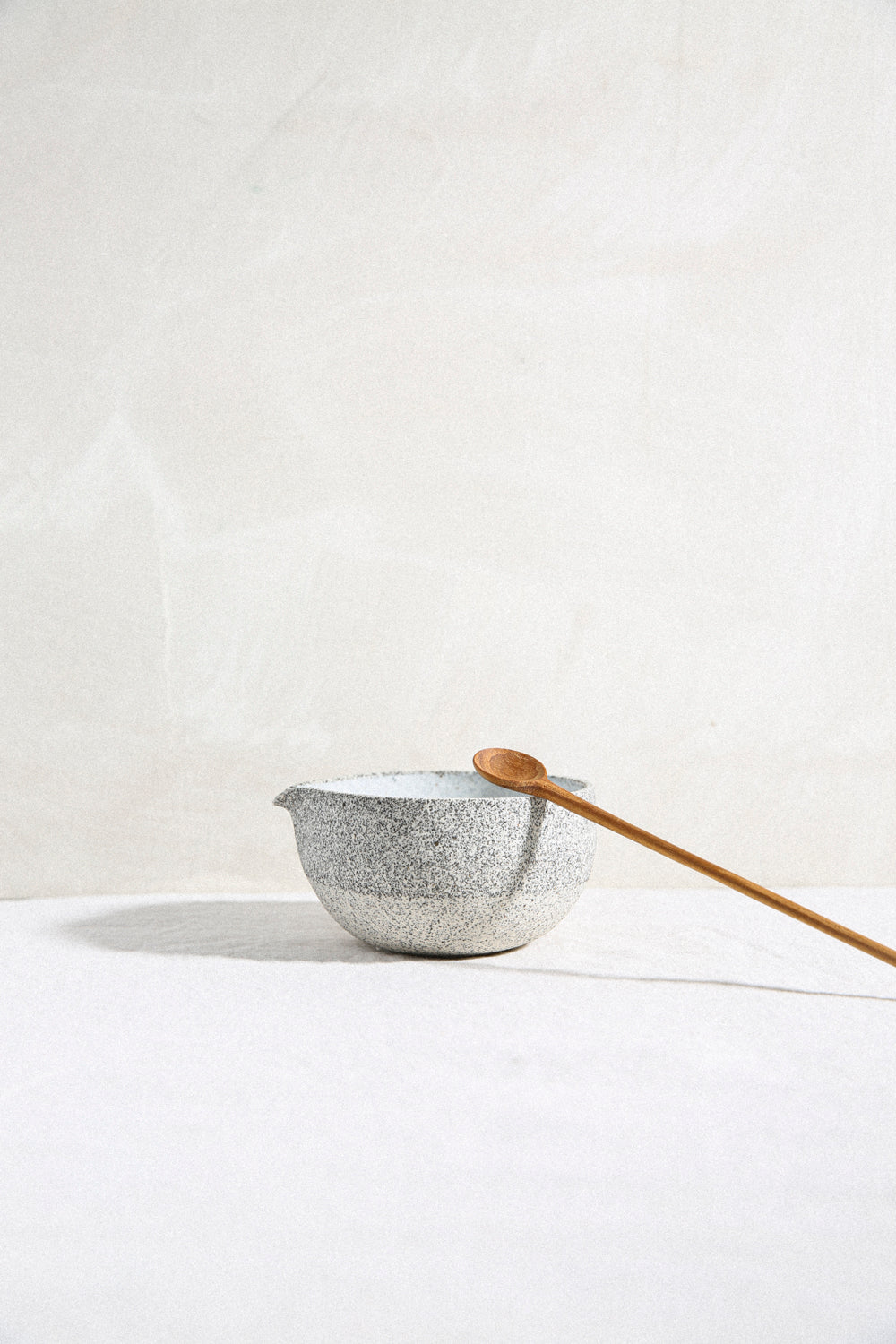 Pour Bowl / No. 01