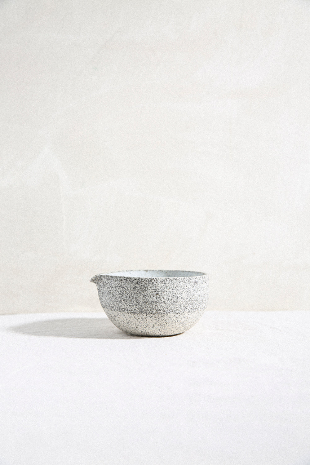 Pour Bowl / No. 01
