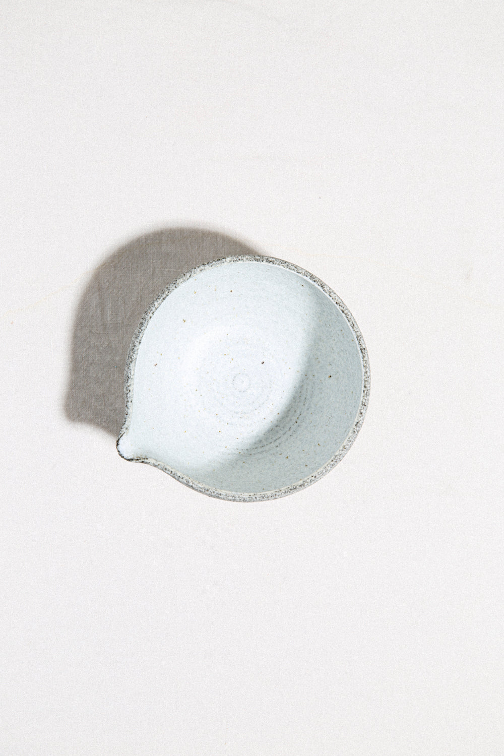 Pour Bowl / No. 03