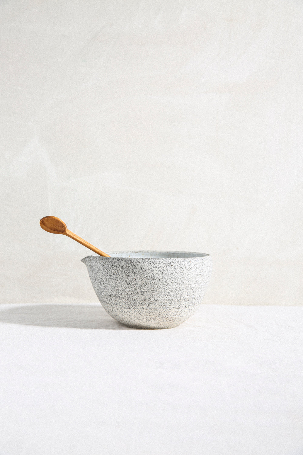 Pour Bowl / No. 03