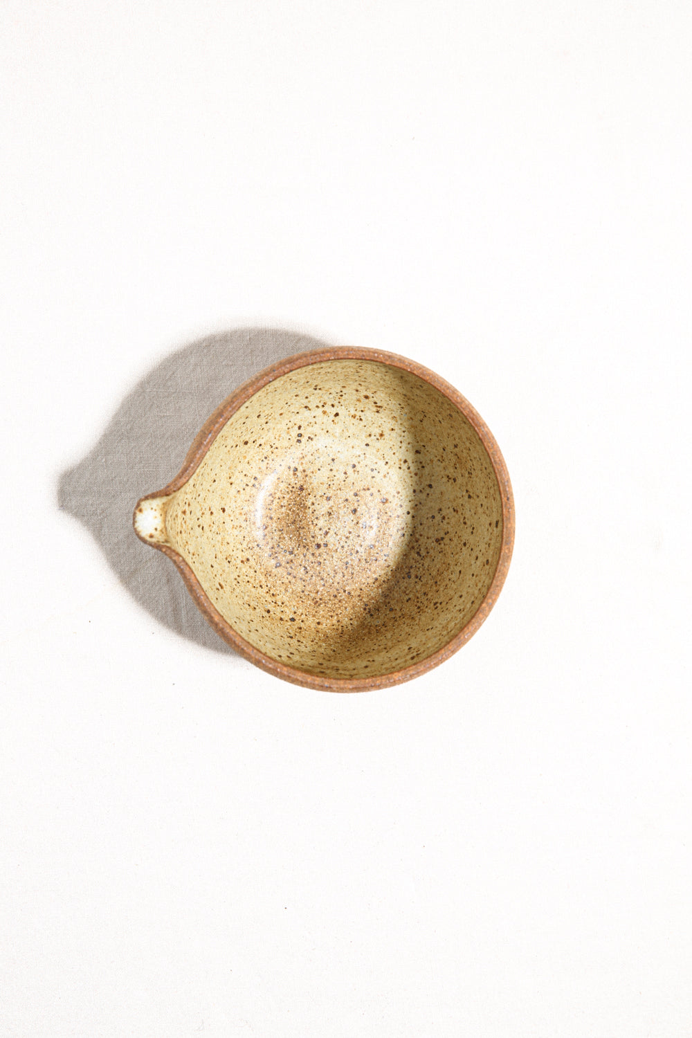 Pour Bowl / No. 04