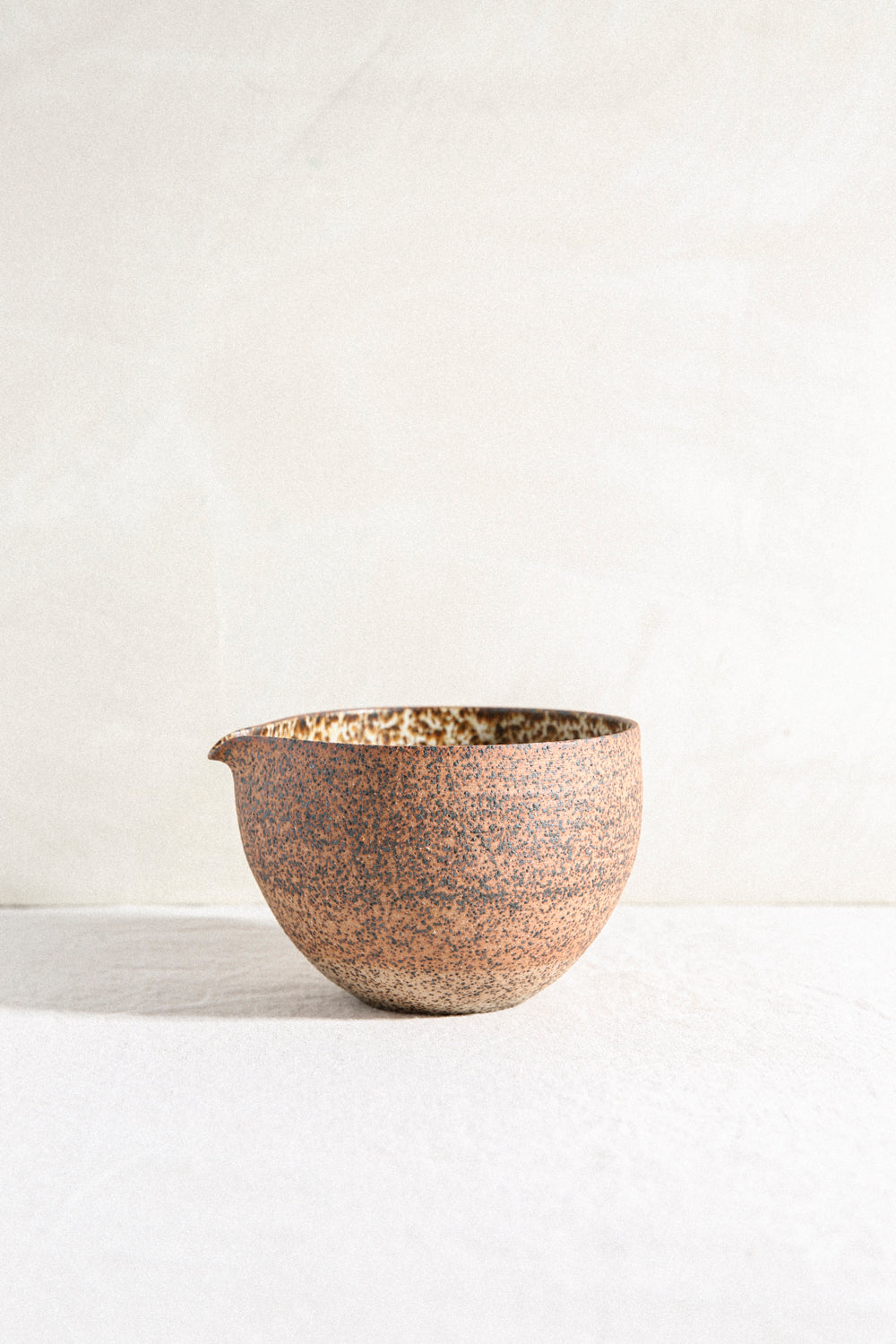 Pour Bowl / No. 05