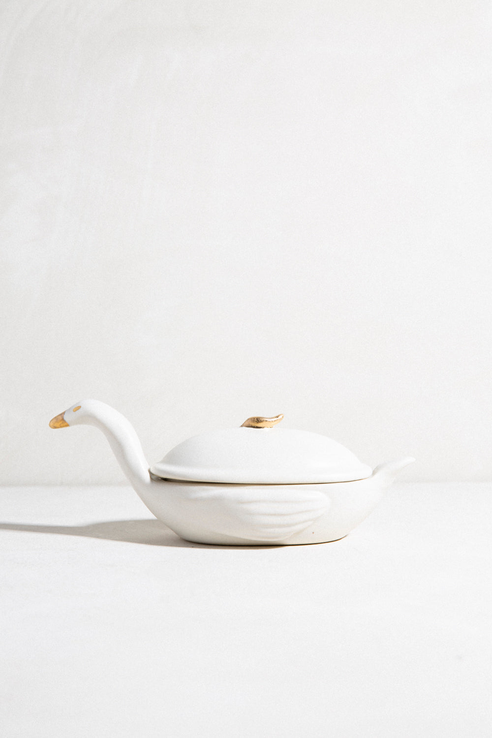 Eloise - Swan Treasure Box