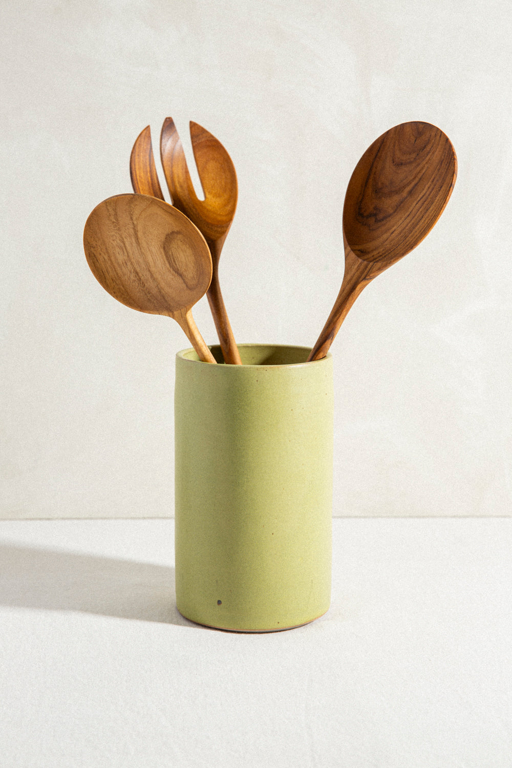 Utensil Holder / No. 01