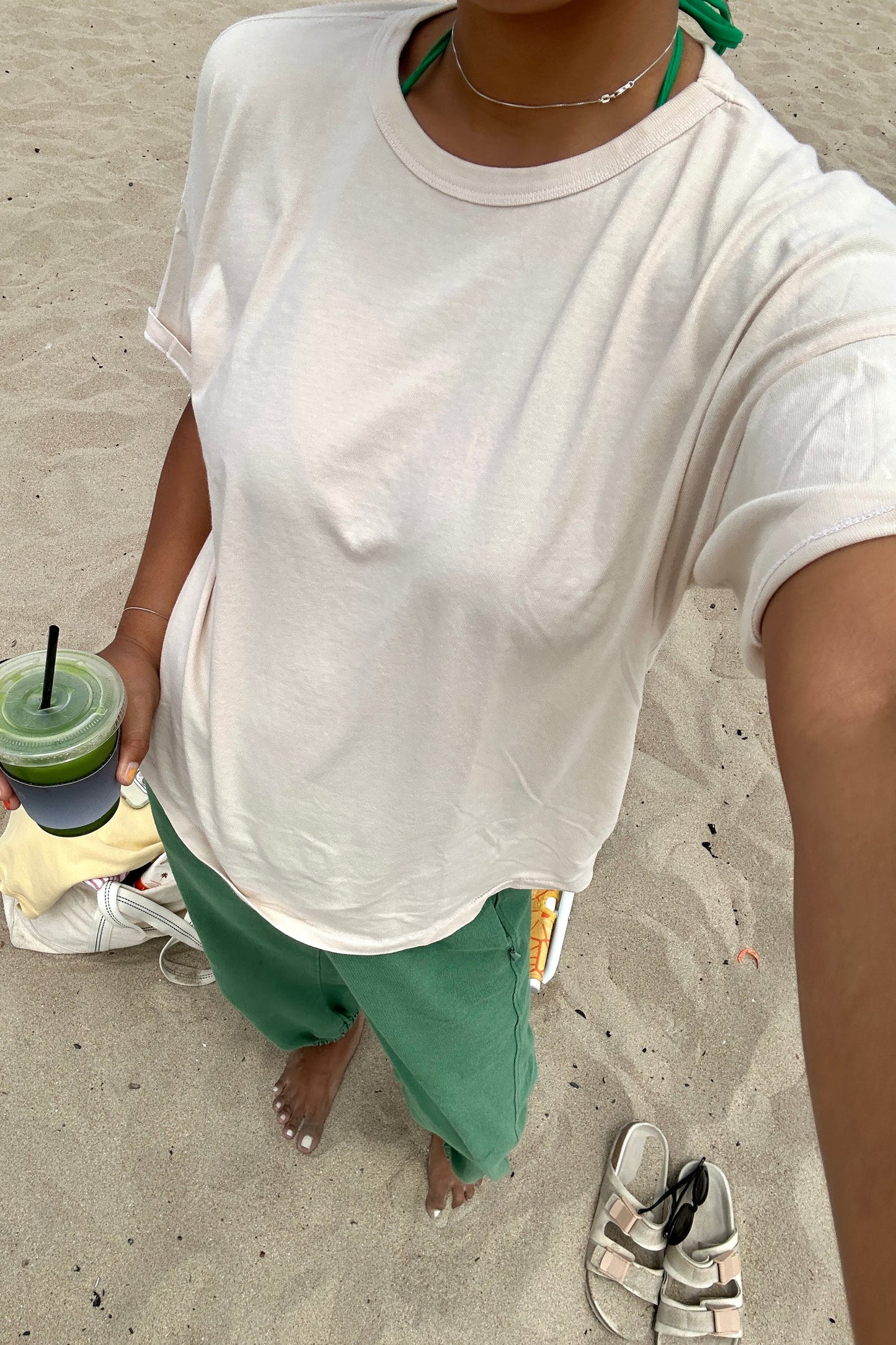Her Tee