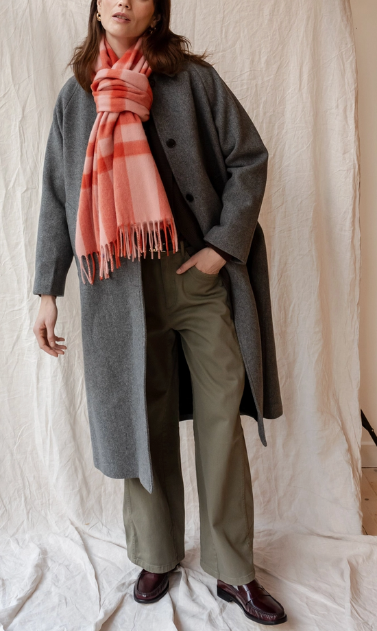 Lambswool Oversized Scarf in Pink Check