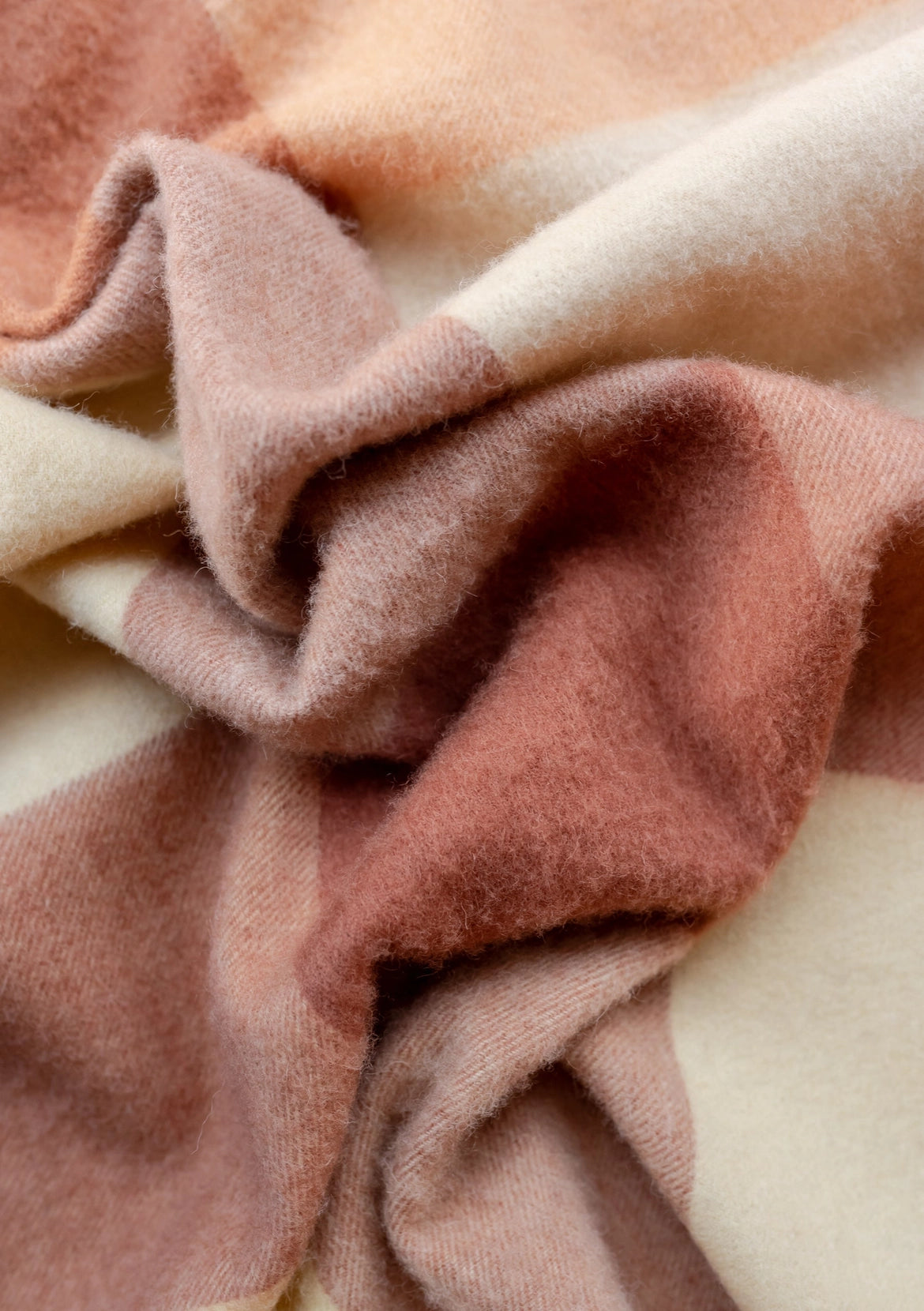 Lambswool Oversized Scarf in Brown Block Check