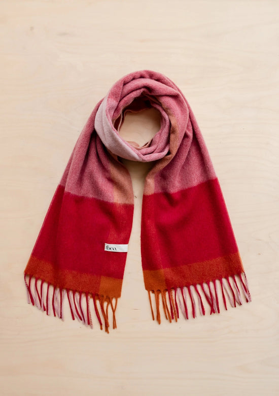 Lambswool Oversized Scarf in Berry