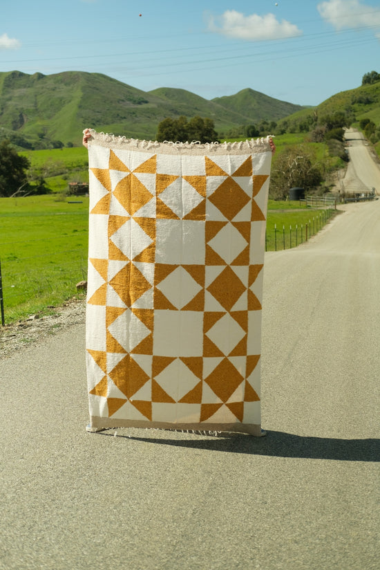 Load image into Gallery viewer, Gold Patchwork Sun Throw Blanket
