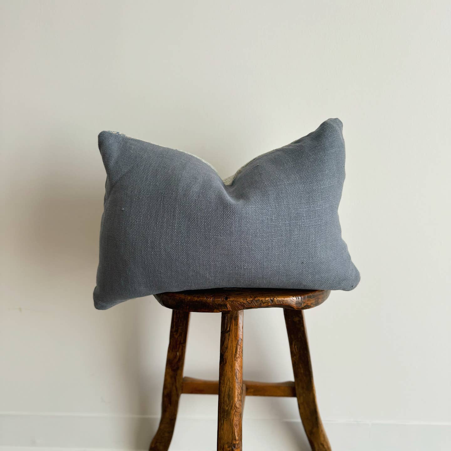 Cordelia Pillow