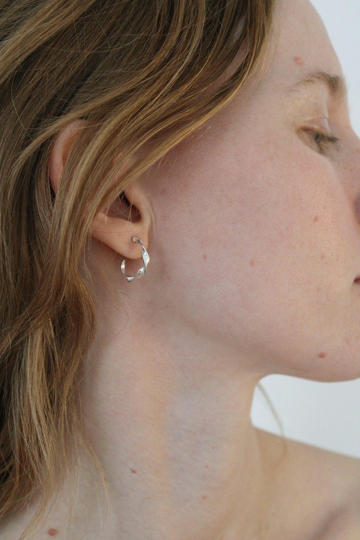 Sculpted Twisted Hoops - Silver