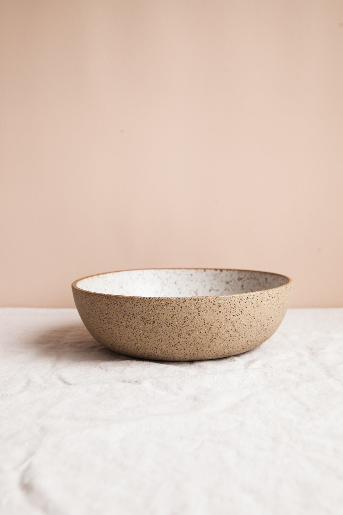 Load image into Gallery viewer, Dinner Bowl / Sand
