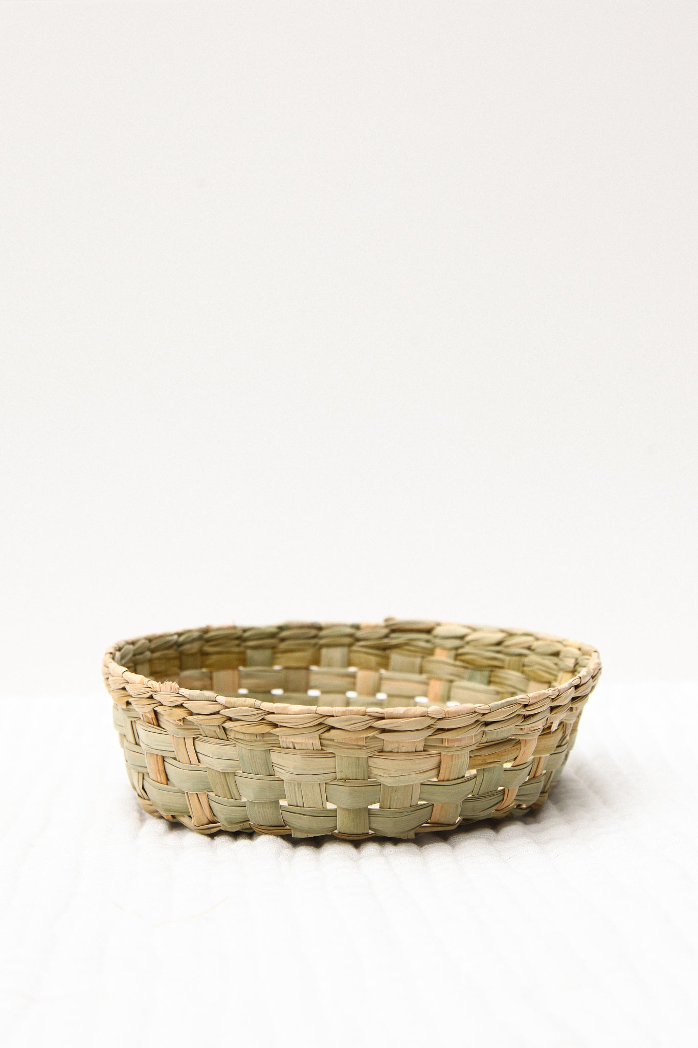 coconut palm leaf basket Coconut Palm Basket – Earthen