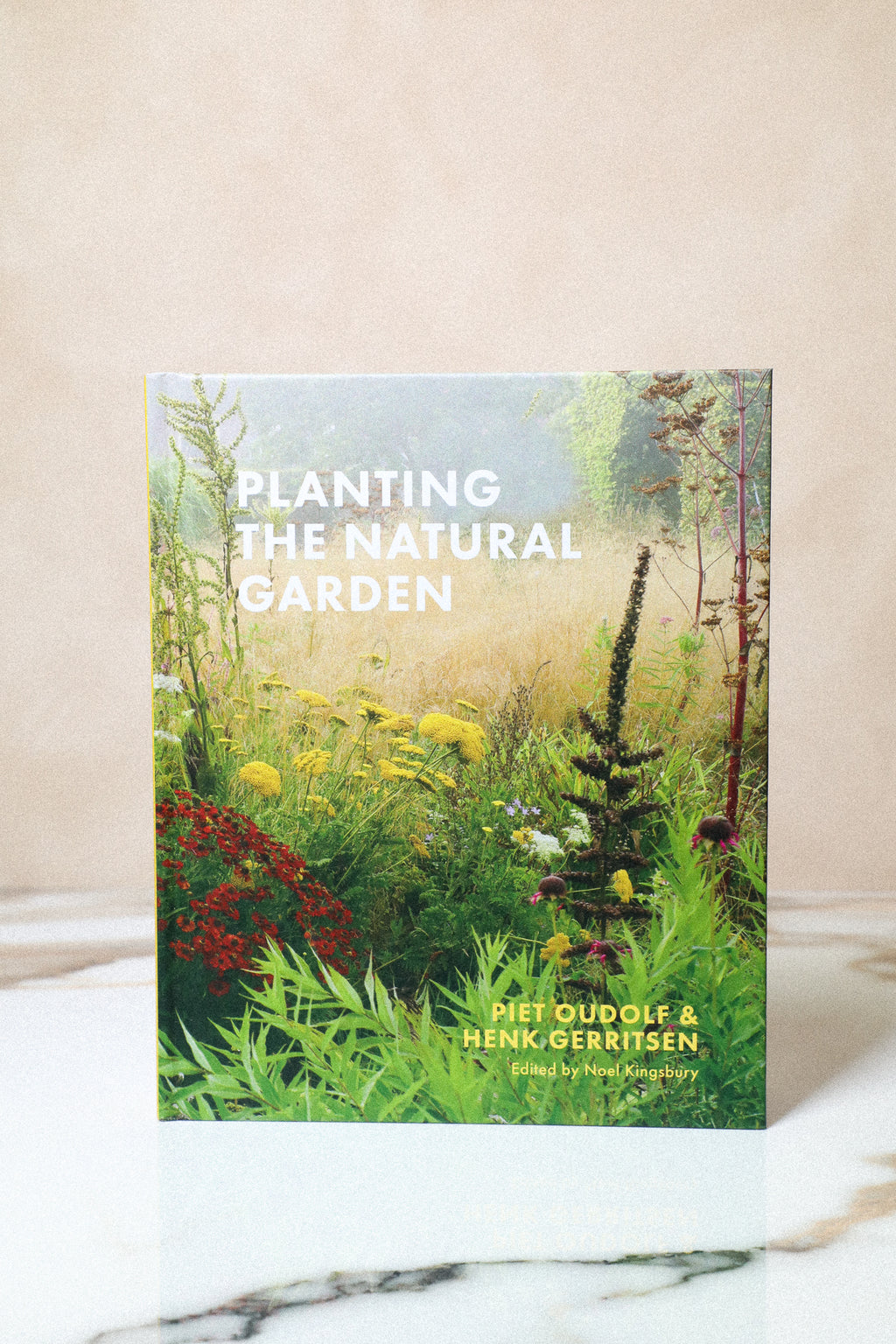 Planting The Natural Garden – Earthen