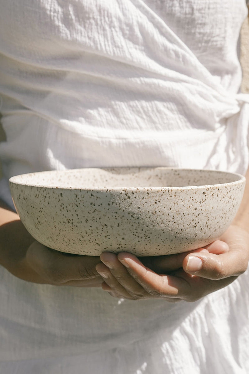 Serving Bowl / Pebble