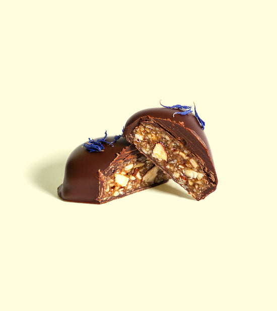Load image into Gallery viewer, Almond Caramel Crunch Chocolate Ganache
